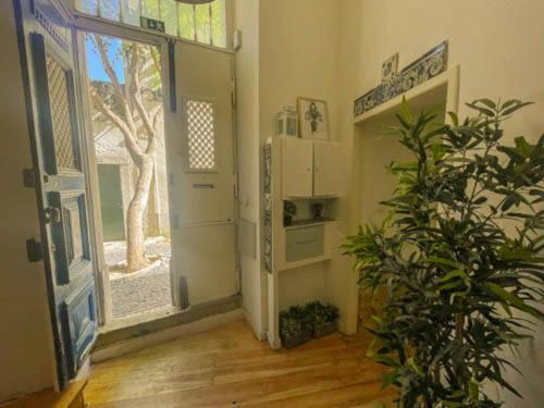 Historical Bica - 3 Bedroom Apartment Lisboa Ngoại thất bức ảnh
