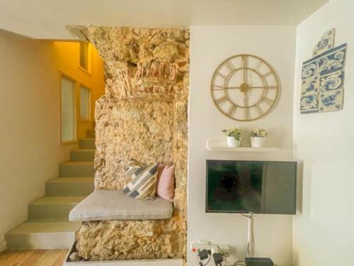 Historical Bica - 3 Bedroom Apartment Lisboa Ngoại thất bức ảnh